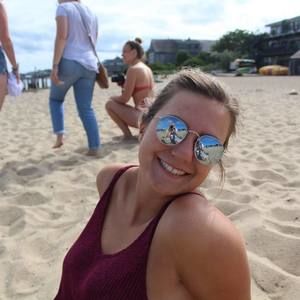 Meet your Posher, Riley